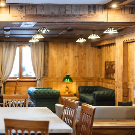Des Alpes Hotel