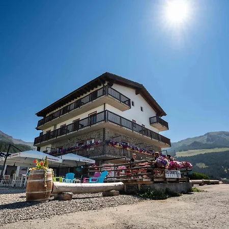 Отель Des Alpes