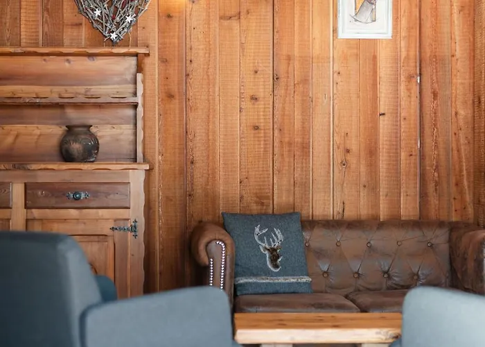 فندق Des Alpes 3*