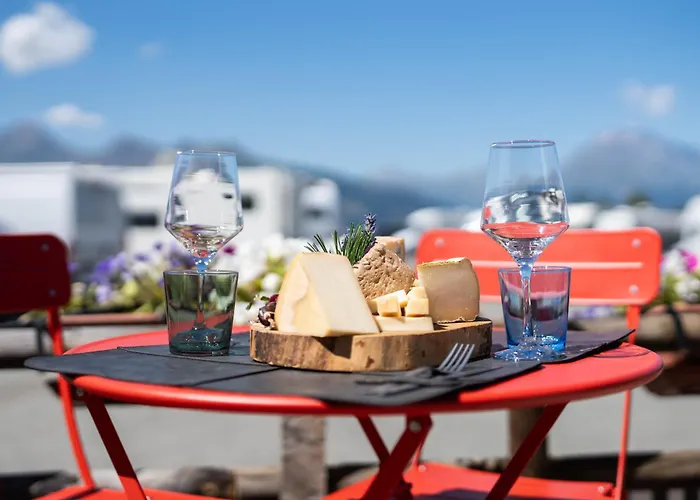 Des Alpes 3* غريسان